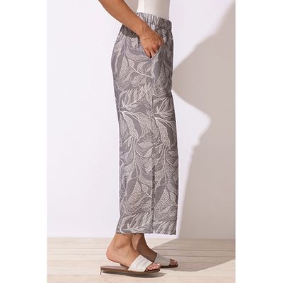 Escape Regatta Rayon Leaves Resort Flood Pant, Women's
