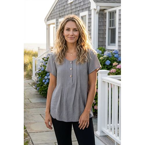 Escape Regatta Rayon Solid Pleated Pullover, Women's, Color: Fog, Size: XS