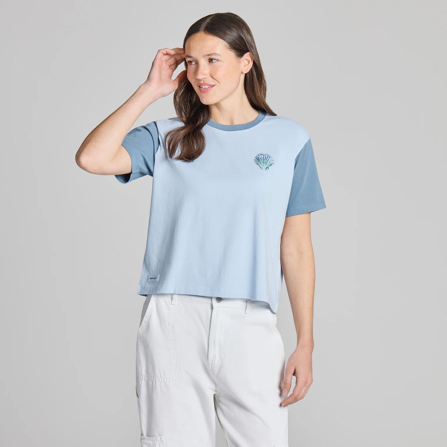Life is Good Women's Painted Seashell Grid Short Sleeve Crusher Boxy Tee, Color: Glacier Blue, Size: XS
