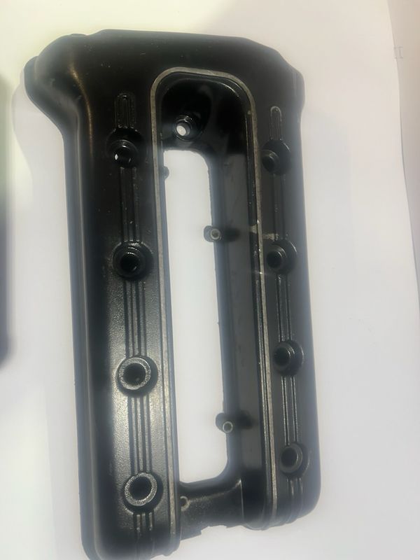 K1100 Valve Cover