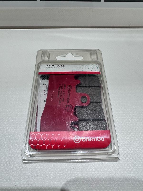Brembo Brake Pad 1 Caliper Set (07BB38SA)