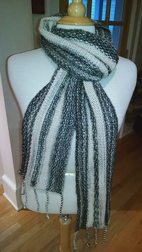 Lenox Linear Scarf Pattern