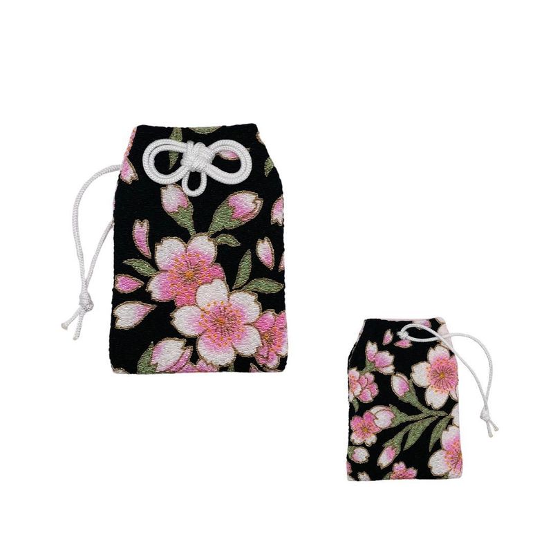 Omamori sakura noir