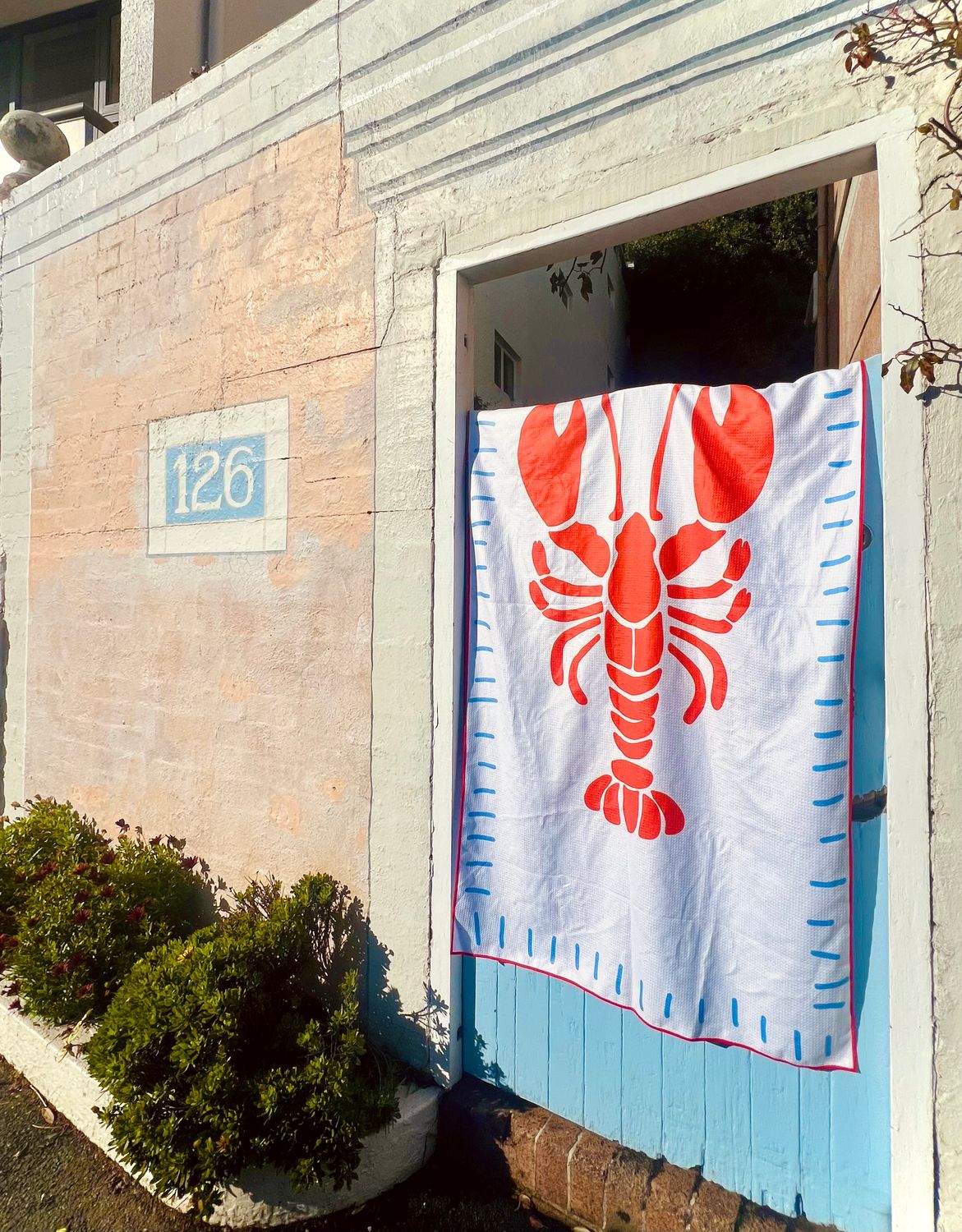 Lobster - Recycled Sand Repellent Towel