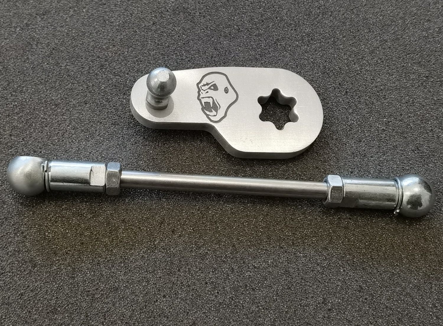 Aluminium-Kurzschalthebel für Alfa Romeo/Abarth C635-Getriebe Aluminium-Kurzschalthebel für Alfa Romeo/Abarth C635-Getriebe