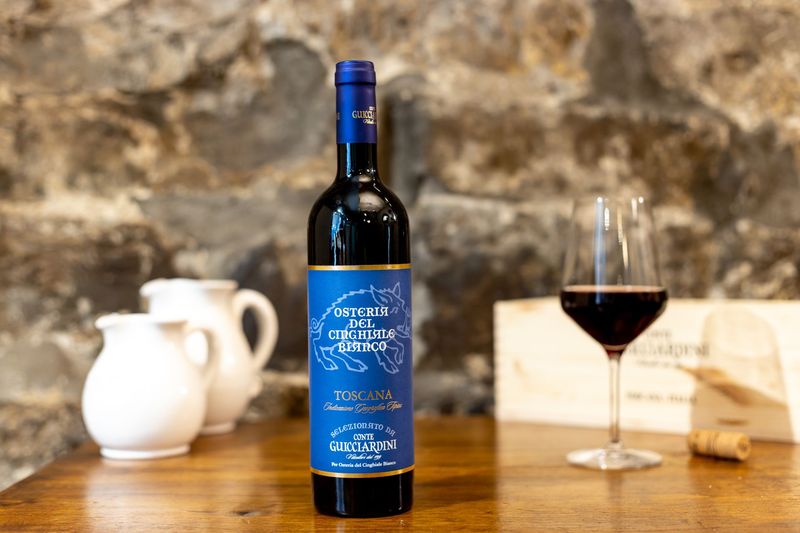 Vino Rosso Sangiovese, Syrah & Merlot Osteria del Cinghiale Bianco, Conte Guicciardini – Red Wine of Osteria del Cinghiale Bianco, Conte Guicciardini