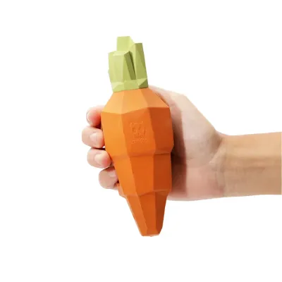 Zee.Dog Super Veggiez Toy - Carrot