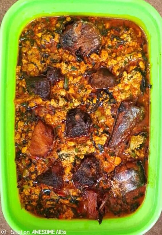 Egusi Soup [With 5 Free Wraps of Swallow]
