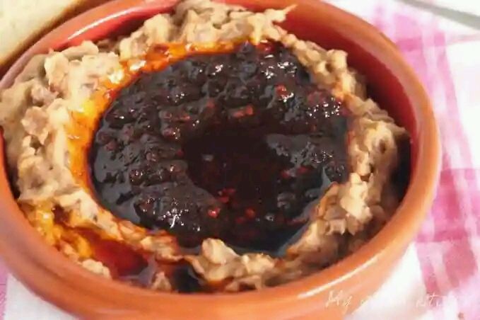 Ewa Agoyin &amp; Pepper Sauce