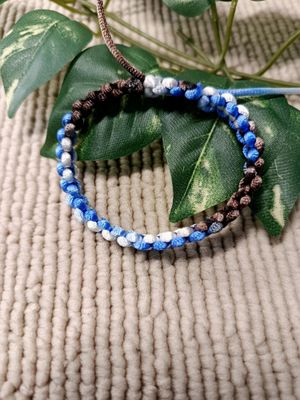 Pulsera minimalista tejida en macramé - Color Azul