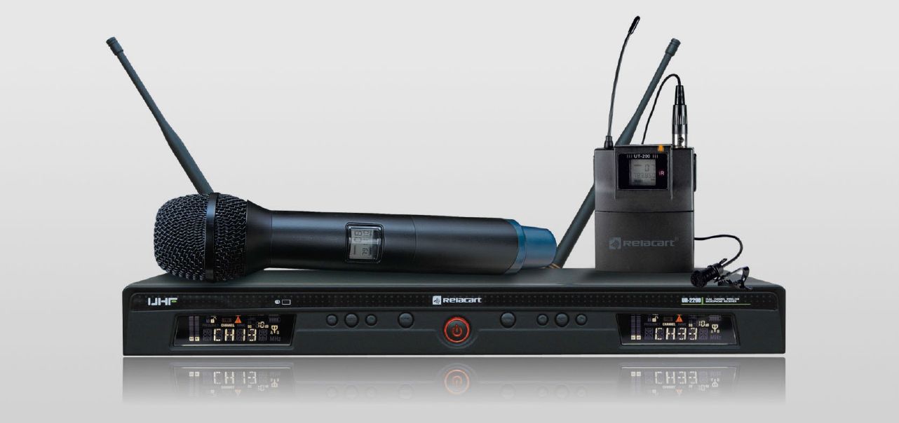 Zestaw mikrofonów bezprzewodowych UHF UR-220D