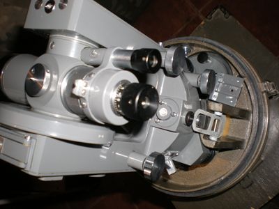 Teodolit T6M – polski instrument geodezyjny – używany