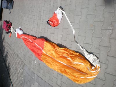Spadochron wojskowy ratunkowy SK-94