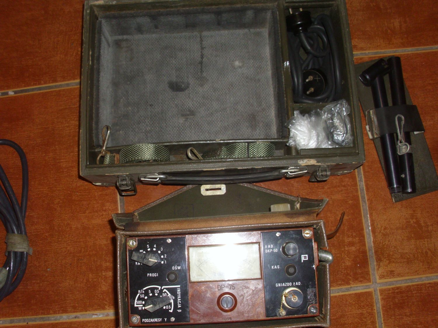 Rentgenometr DP-75 – Sprawne Urządzenie Z Demobilu, Kompletne,  Eksponat
