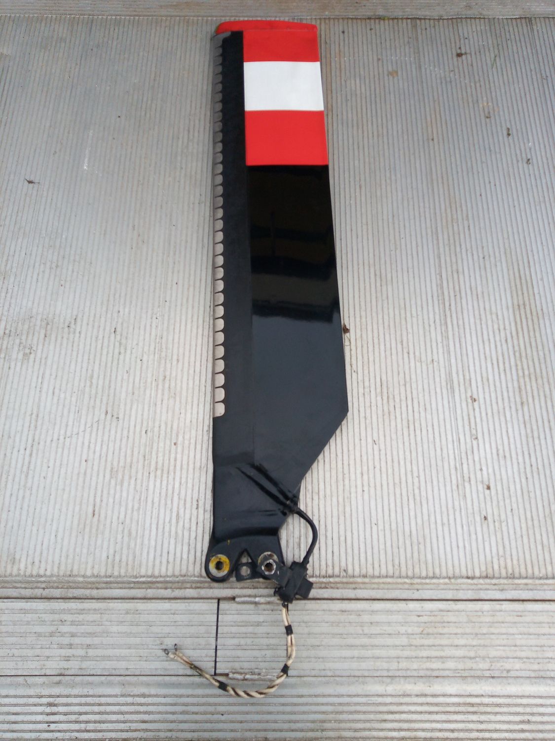 Helikopter Mi-2  . Łopata wirnika ogonowego