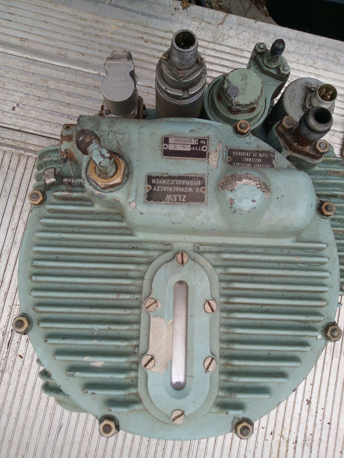 Helikopter MI-2  BLOK HYDRAULICZNY GB-2 Śmigłowiec