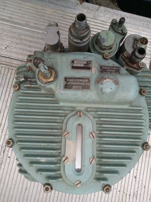 Helikopter MI-2  BLOK HYDRAULICZNY GB-2 Śmigłowiec