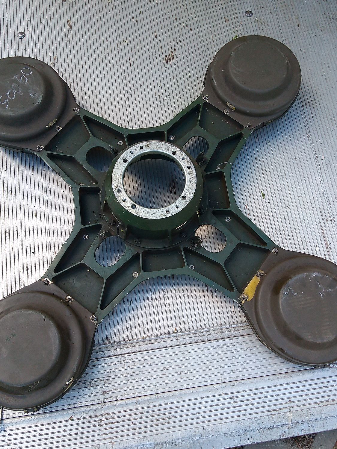 Helikopter PZL W-3  Sokół -ANTYWIBRATOR ROLKOWY