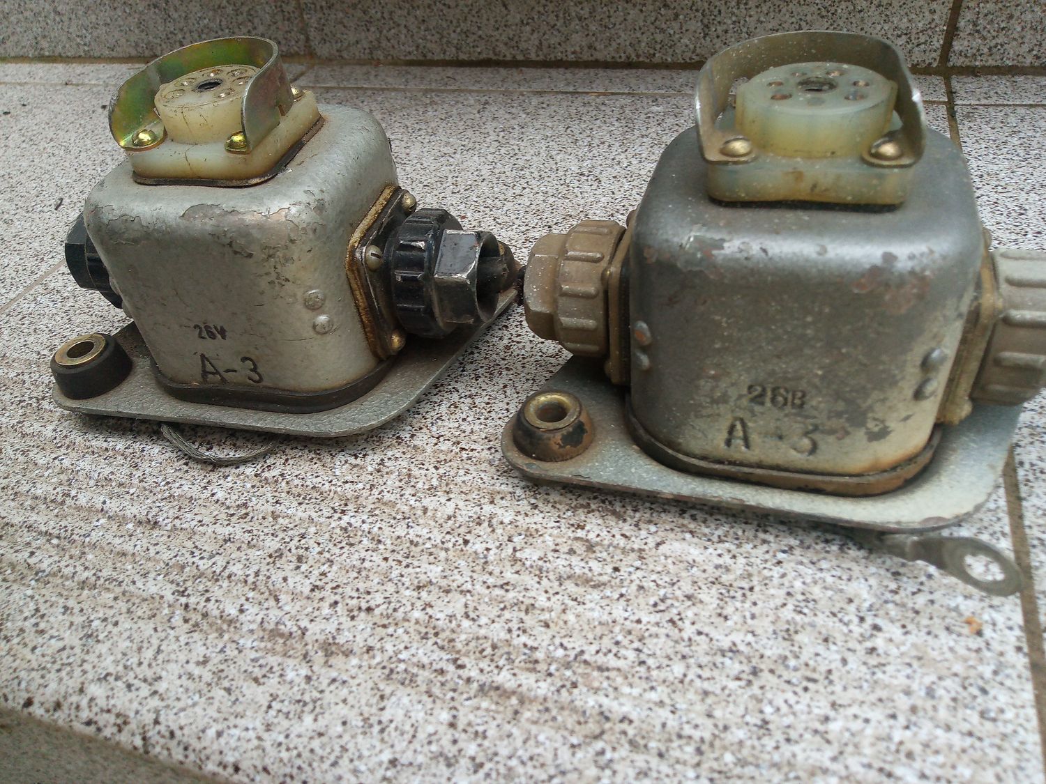 Czołgowy telefon wewnętrzny CzTW R-124 A-3