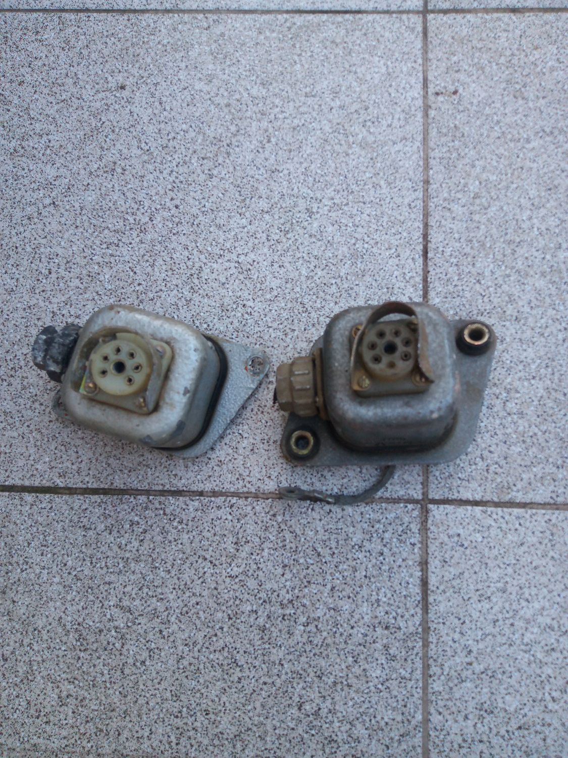 Czołgowy telefon wewnętrzny CzTW R-124 A-4