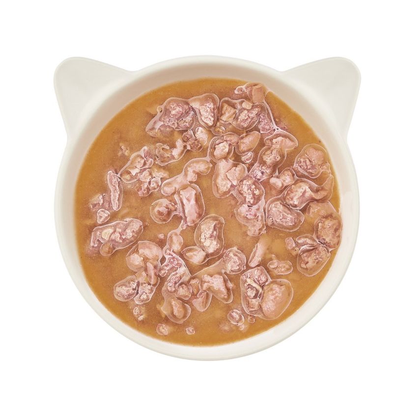 WOW CAT kawałki łososia w sosie (85g)