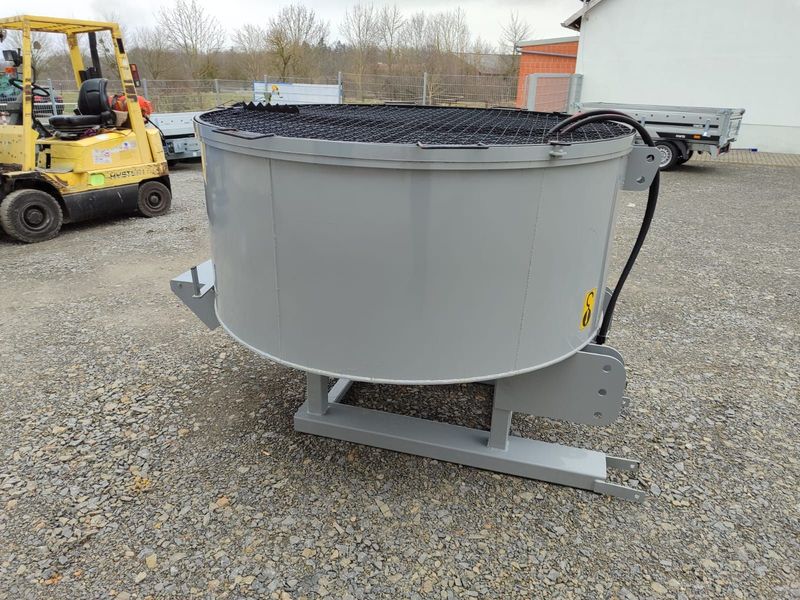 Betonmischer hydraulisch 800 L