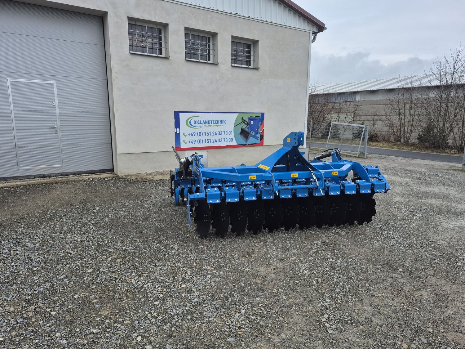 Scheibenegge 3,0 m Dachringwalze hydraulisch verstellbar