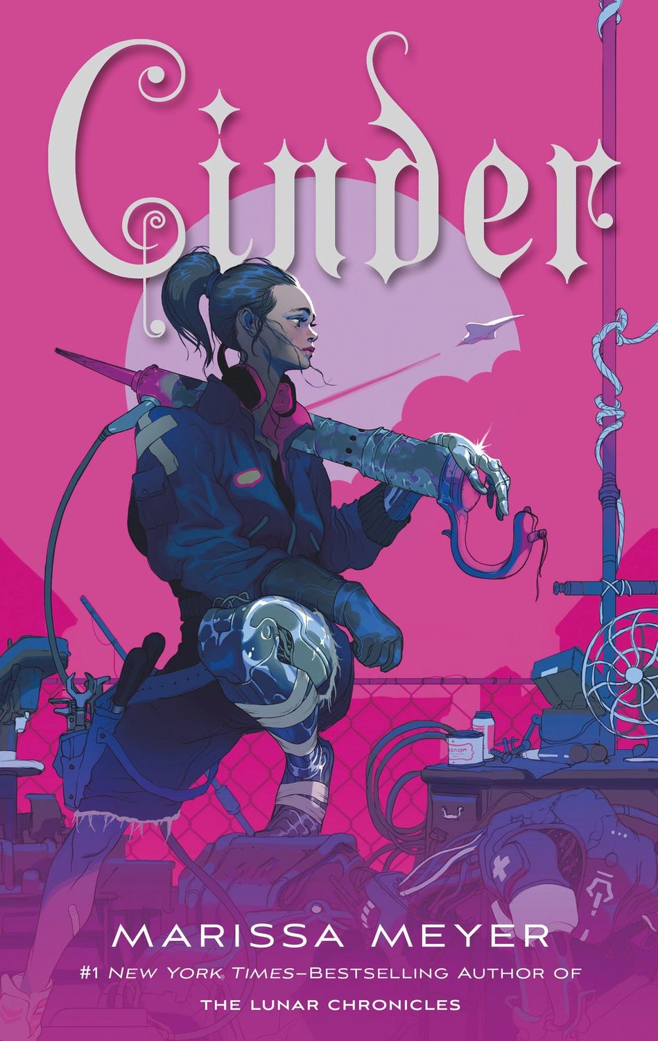 Cinder (The Lunar Chronicles #1)