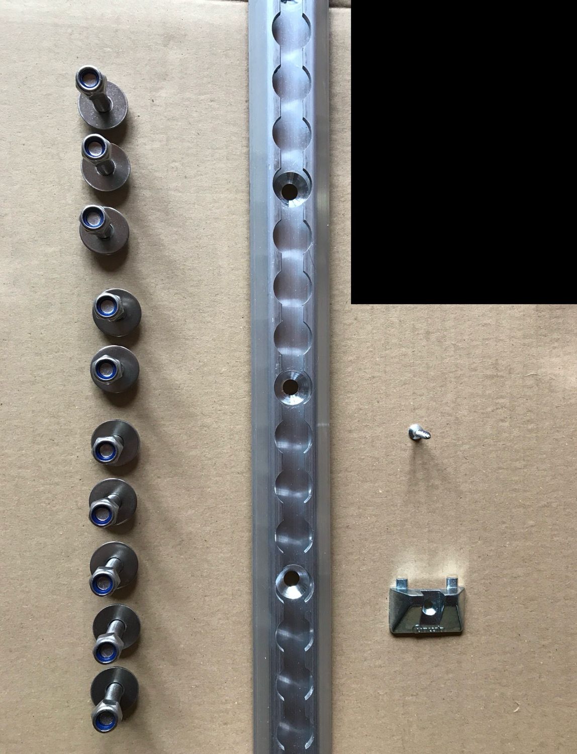 Track And Fitting Kit (NO RING)