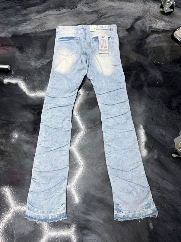 Focus Stacked Jeans