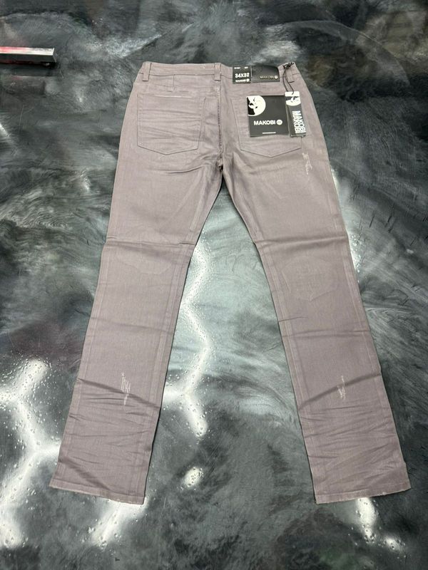 Makobi Jeans
