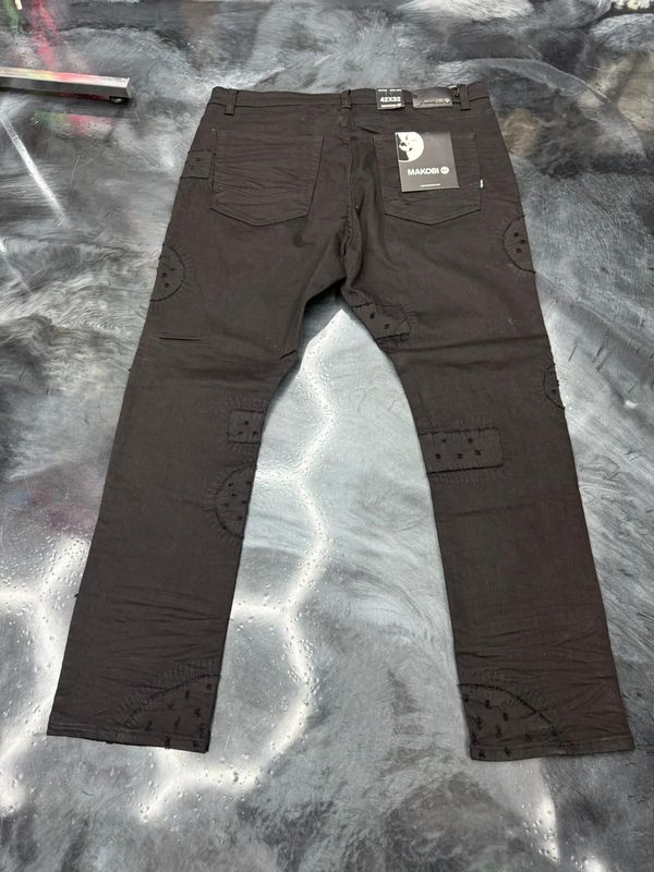 Makobi Jeans