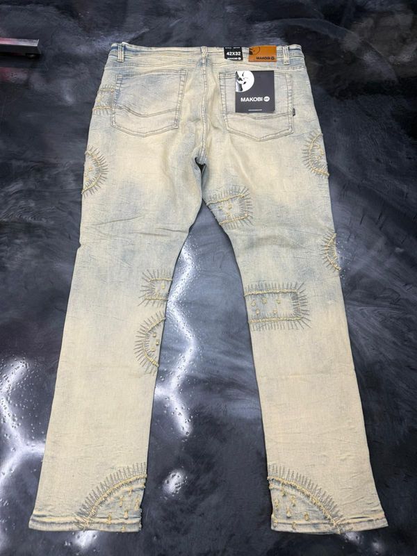Makobi Jeans