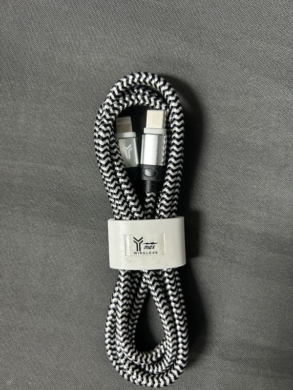 Usb-C -Lightning charger