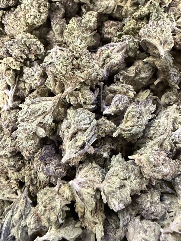 Hippie grandma THCA flower Hybrid