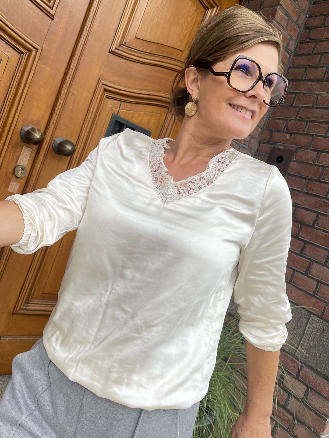 Top BIBI Offwhite met Kant Detail