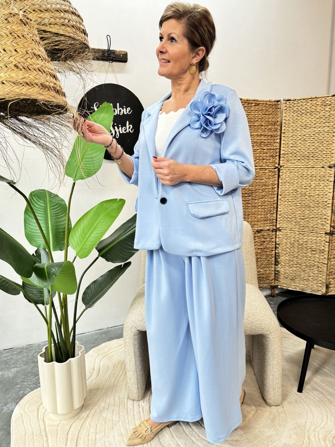 Pak Isolde Lichtblauw Blazer en Broek