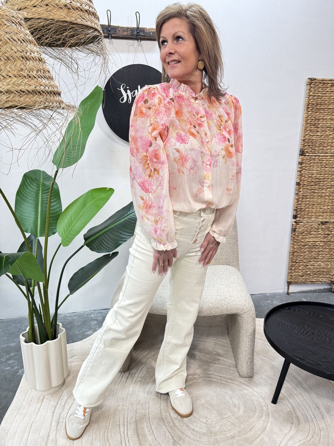 Beige Jeans met Sierknopen Soleia