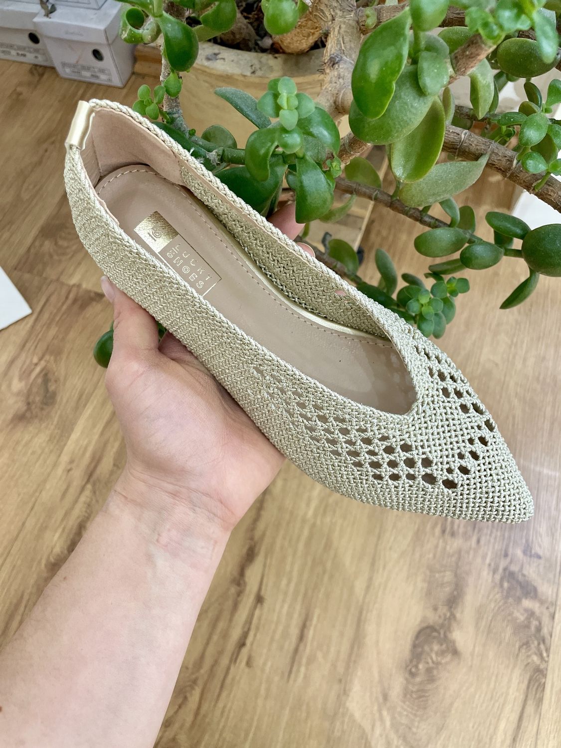 GOLD LOAFER