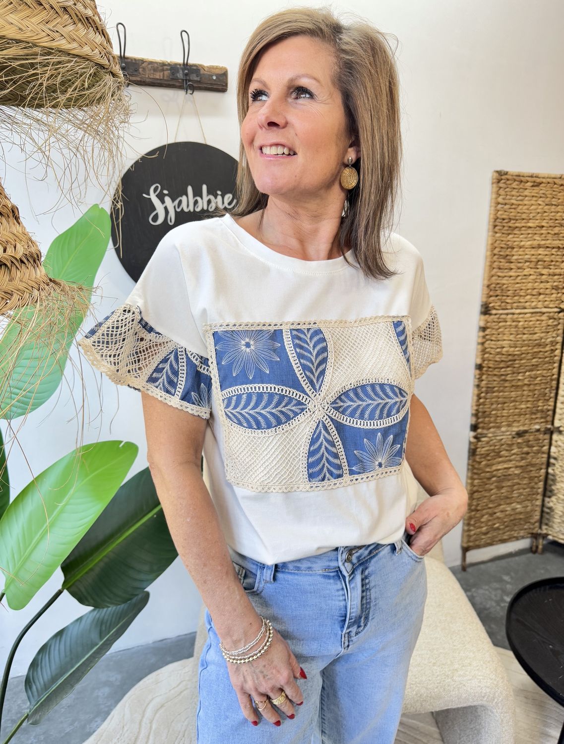 Tshirt Maya Jeans Details