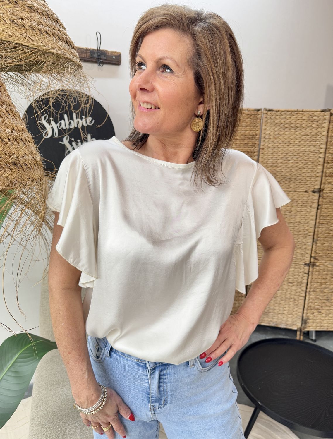 Ruffle Satijnen T-Shirt Nienke offwhite