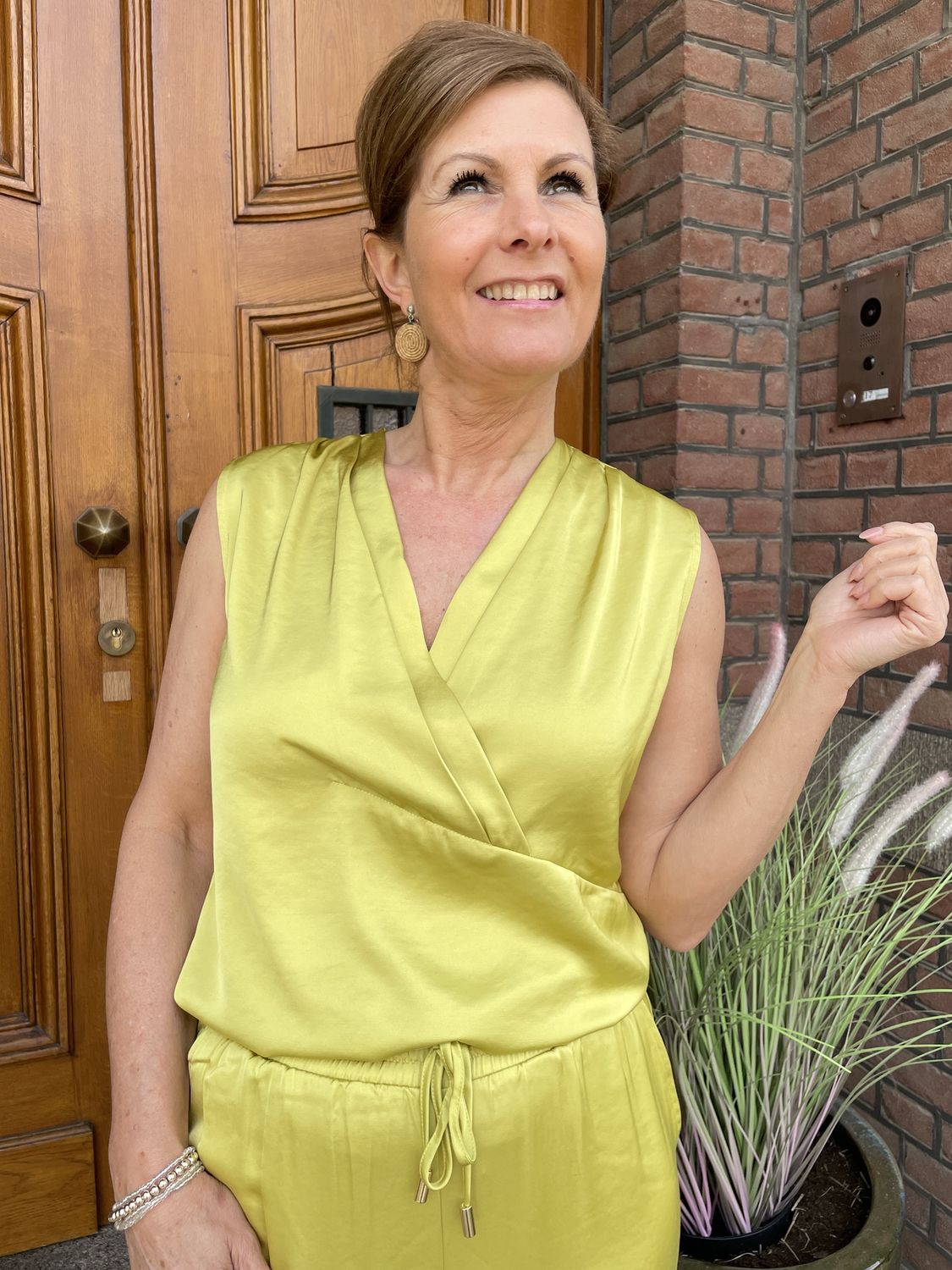 Top NUORA Lime