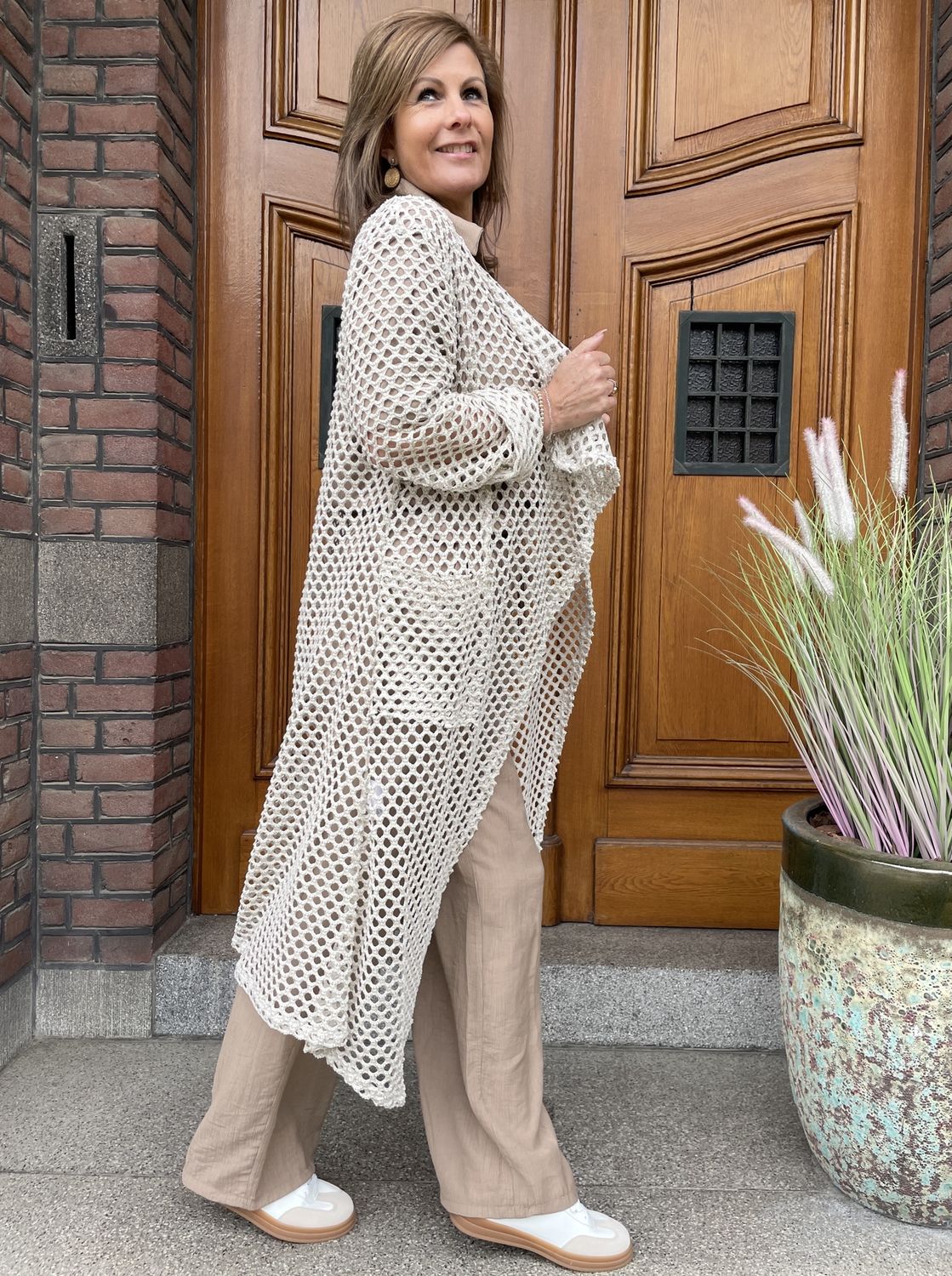 GEHAAKT VEST TAUPE Tate