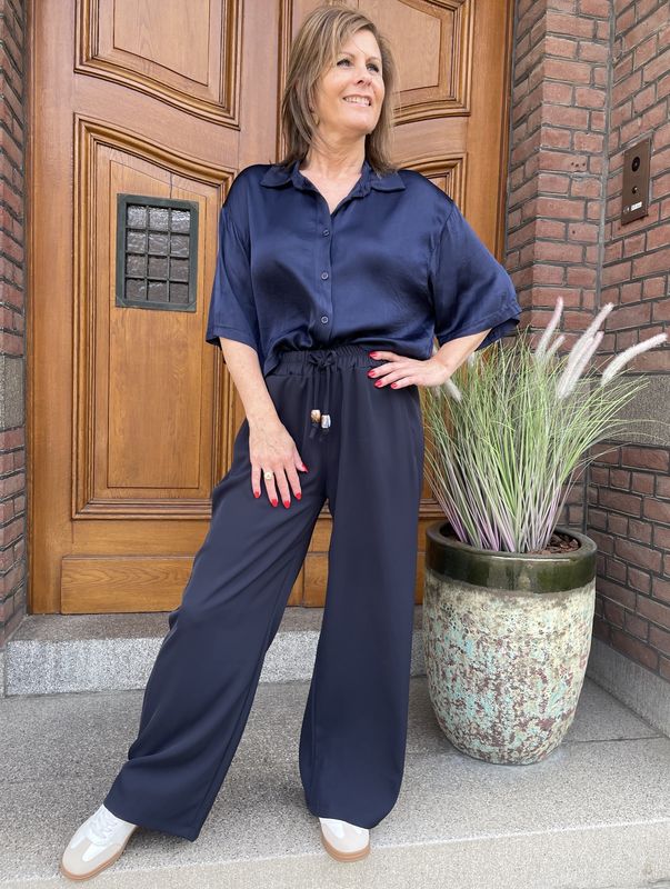 PANTALON Sharyann DONKERBLAUW