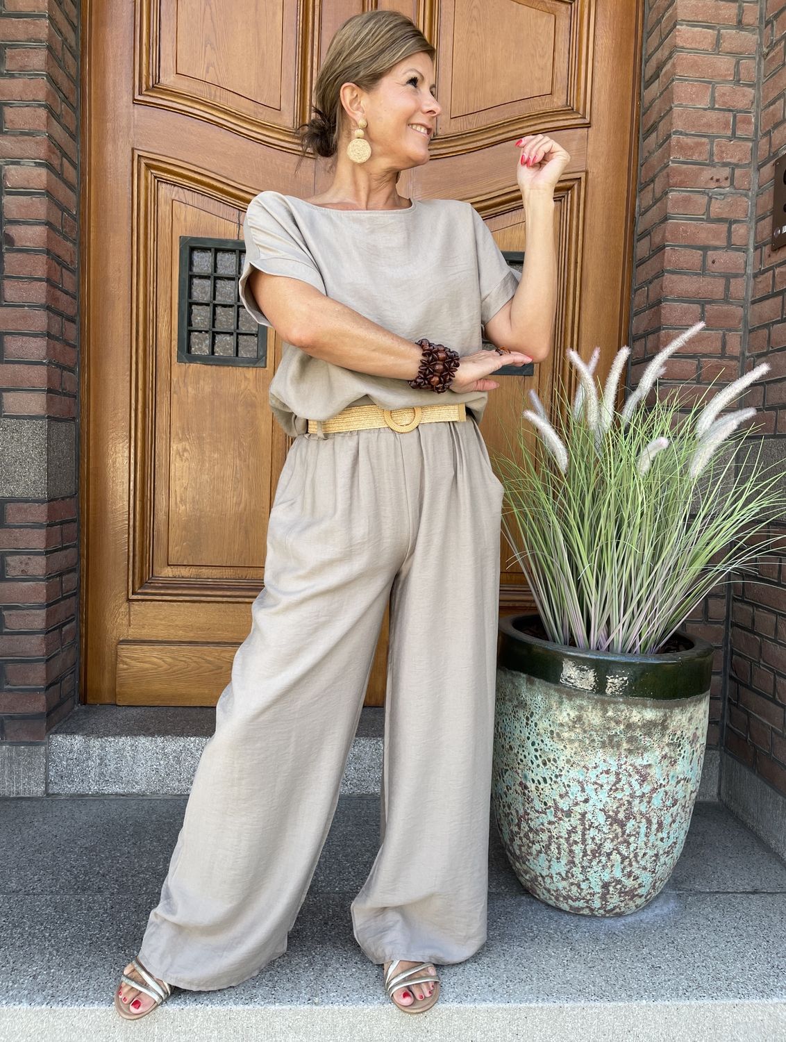 TAUPE - BROEK met RIEM -- VISCOSE