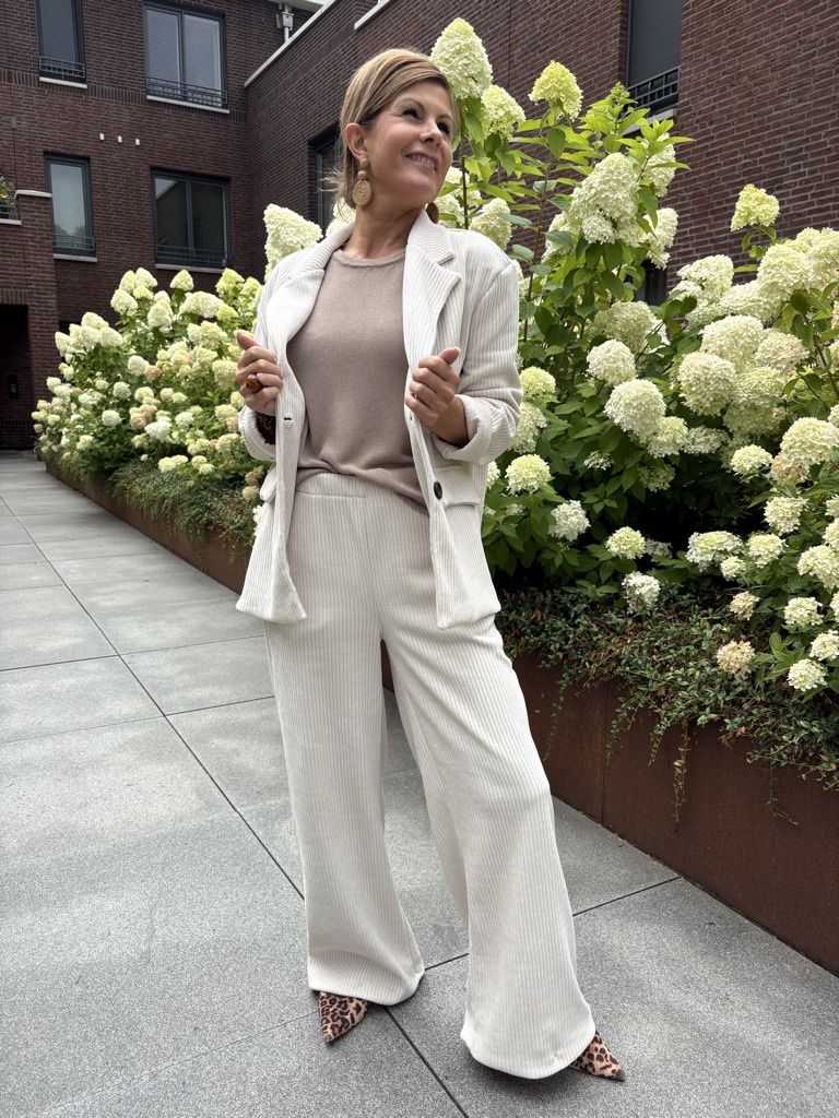 Broek Kivra Offwhite Ribstof