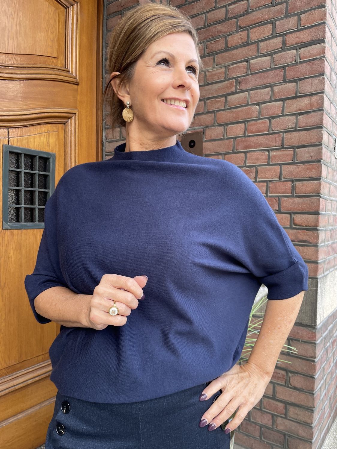 Trui Elin Donkerblauw met Korte Vleermuismouw