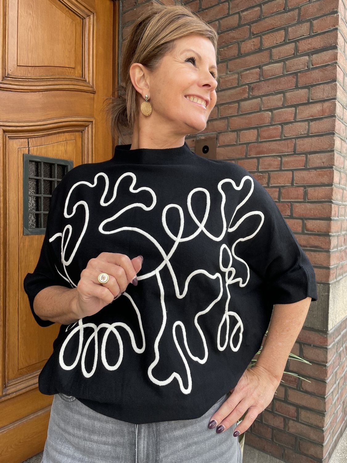 TRUI ZWART - met WITTE ZIGZAG