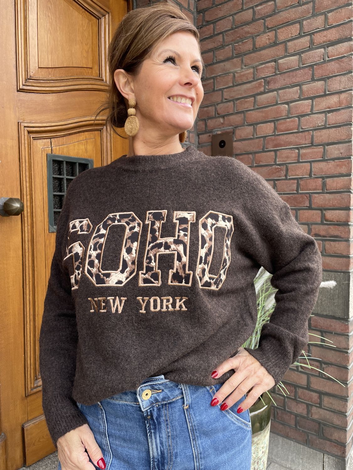 SOHO PULL - met LEOPARD LETTERS - CHOCO