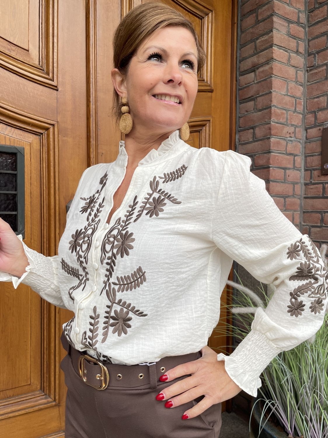 Blouse Troje - CREME met Borduursels
